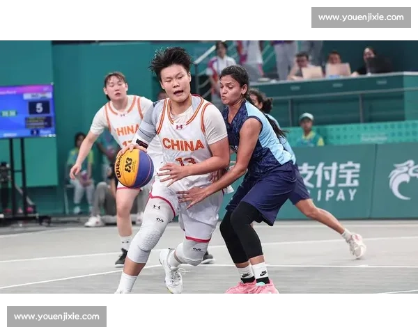 男篮vs中国女篮同场对话折射中国篮球发展新坐标与时代镜像观察 男篮vs中国女篮同场对话折射中国篮球发展新坐标与时代镜像观察